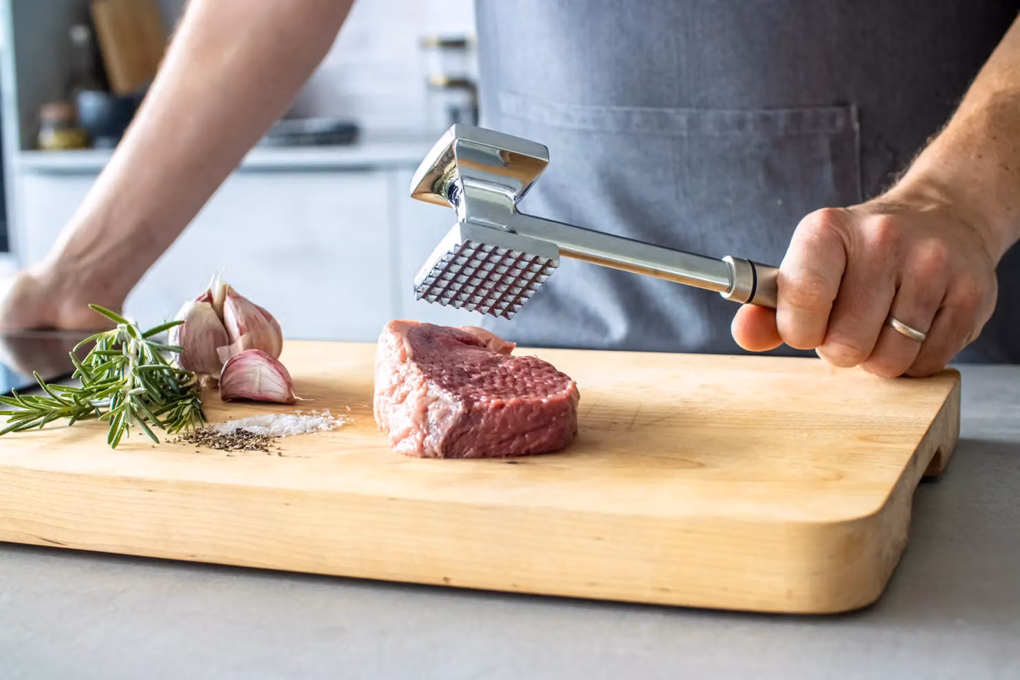 KitchenCraft Oval Handled Professional Double Sided Meat Tenderiser Hammer in Silver, Length: 29 cm – 3