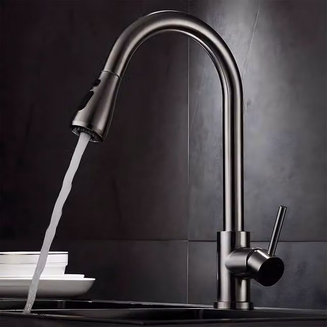 Heable Brushed Nickel Single Lever High Arc Kitchen Tap with Pull-Down Sprayer in Silver