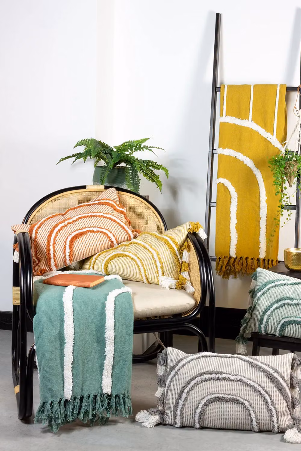furn Rainbow Tuft Tasselled Cotton Cushion in Yellow, W/D/H: 50 x 30 x 30 cm – 2