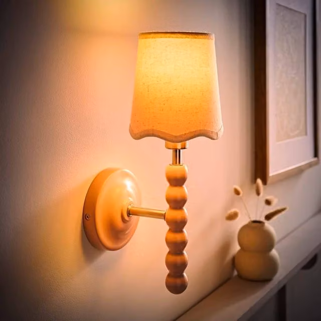 ValueLights Bobbins Pastel Bobble Wall Light with Natural Linen Shade and Bulb in Pale Pink – 1