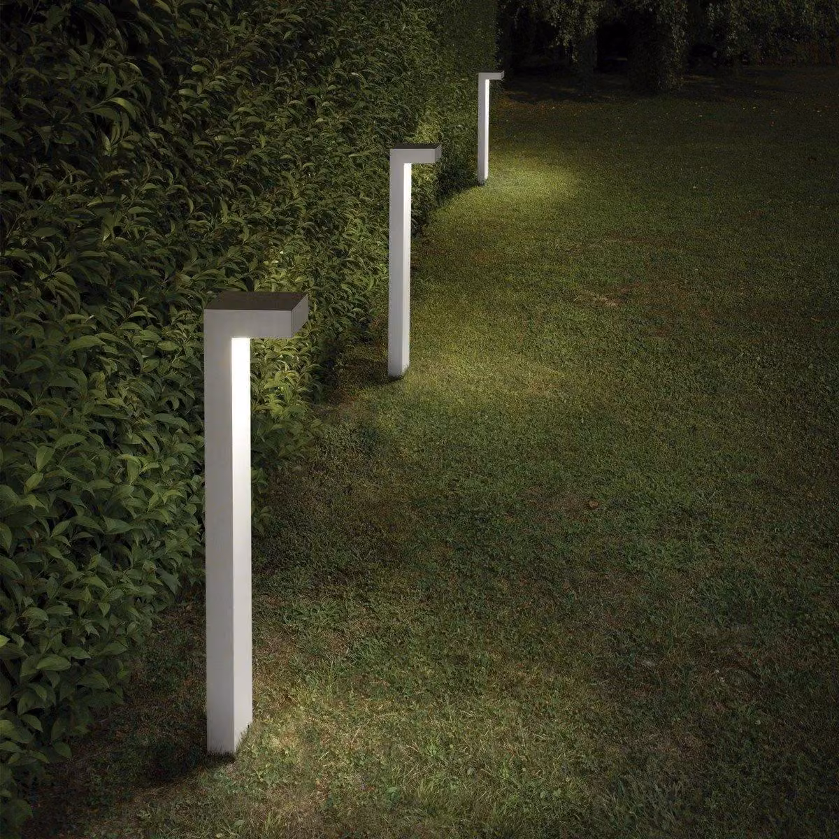Netlighting Sirio 2 Light Outdoor Tall Bollard White IP44 G9 – 2