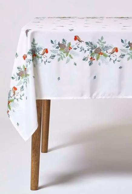 Homescapes White Rectangular Christmas Tablecloth with Floral Robin Design