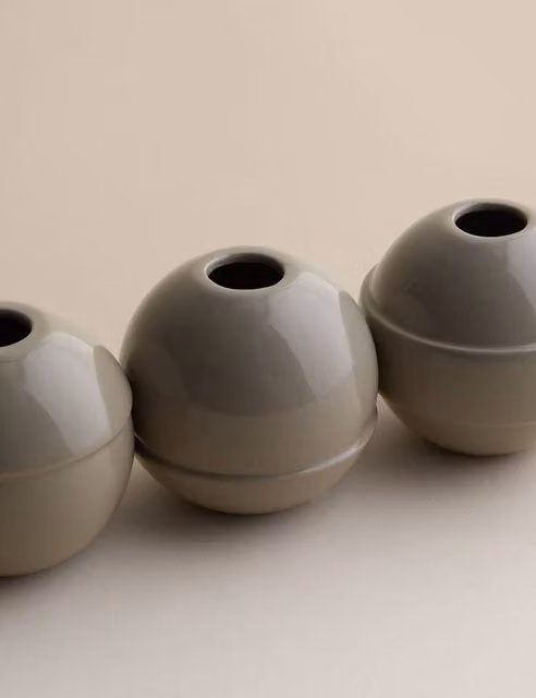 M&S x Kelly Hoppen Set of 3 Round Ceramic Bud Vases in Beige
