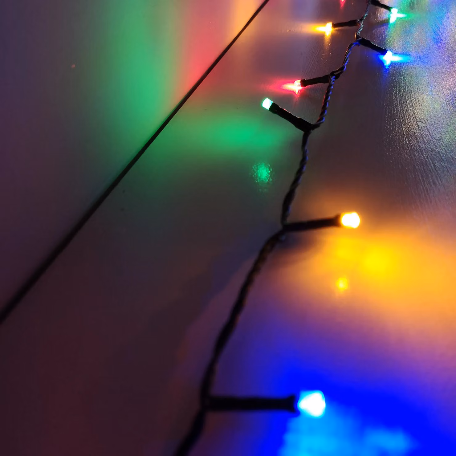 Samuel Alexander 200 LED Multicoloured Christmas String Lights with Timer, 16m, Mains Operated for Indoor and Outdoor Use – 2