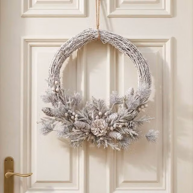 Garden Greatness Rustic White Frosted Winter Decorative Wreath, Diameter: 45 cm