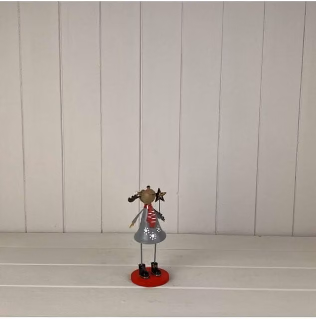 KDMD Multicolour Tall Metal Reindeer Christmas Figurine