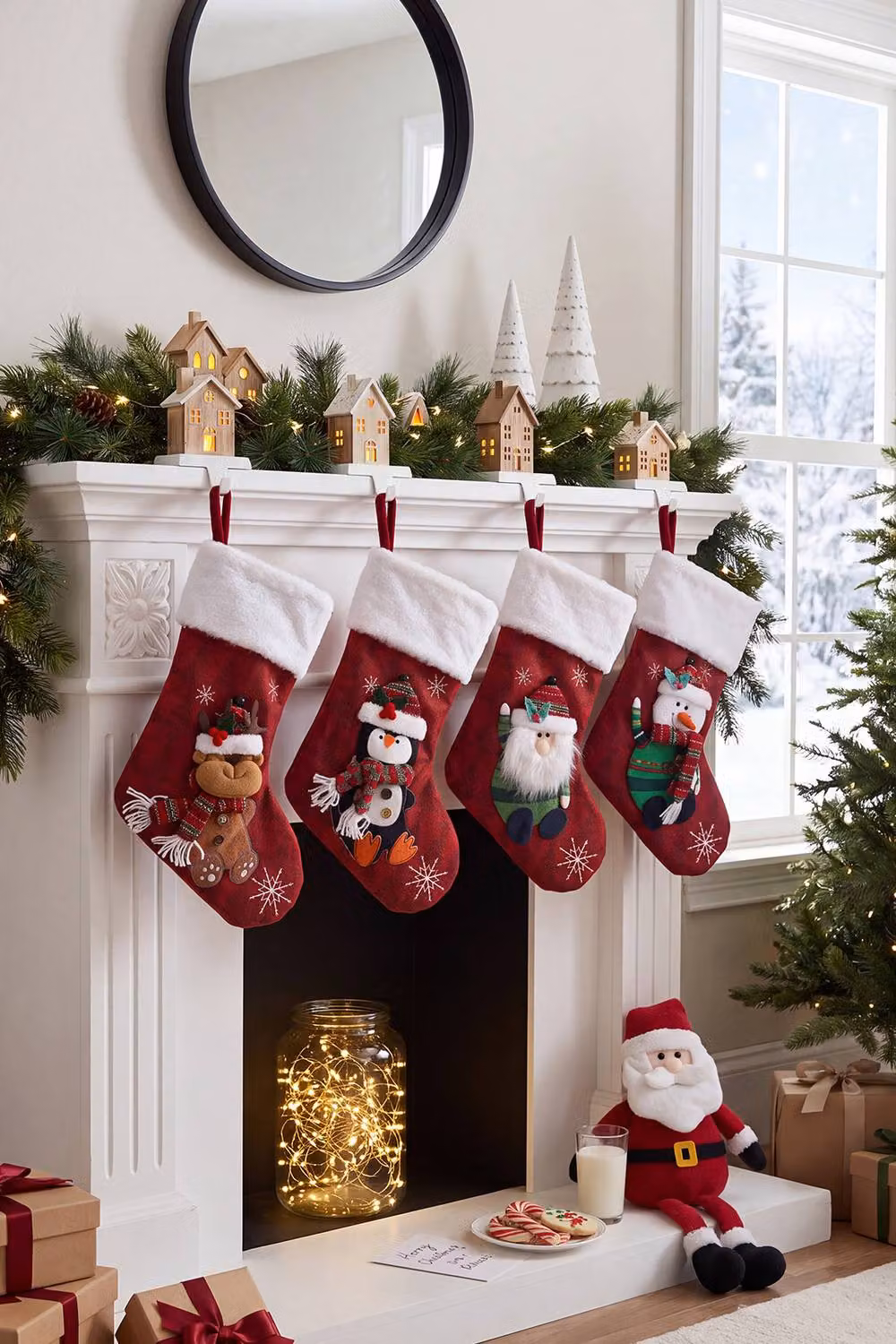 Living and Home 4-Pack Multicolour Christmas Stockings with Animal and Abstract Designs – 3