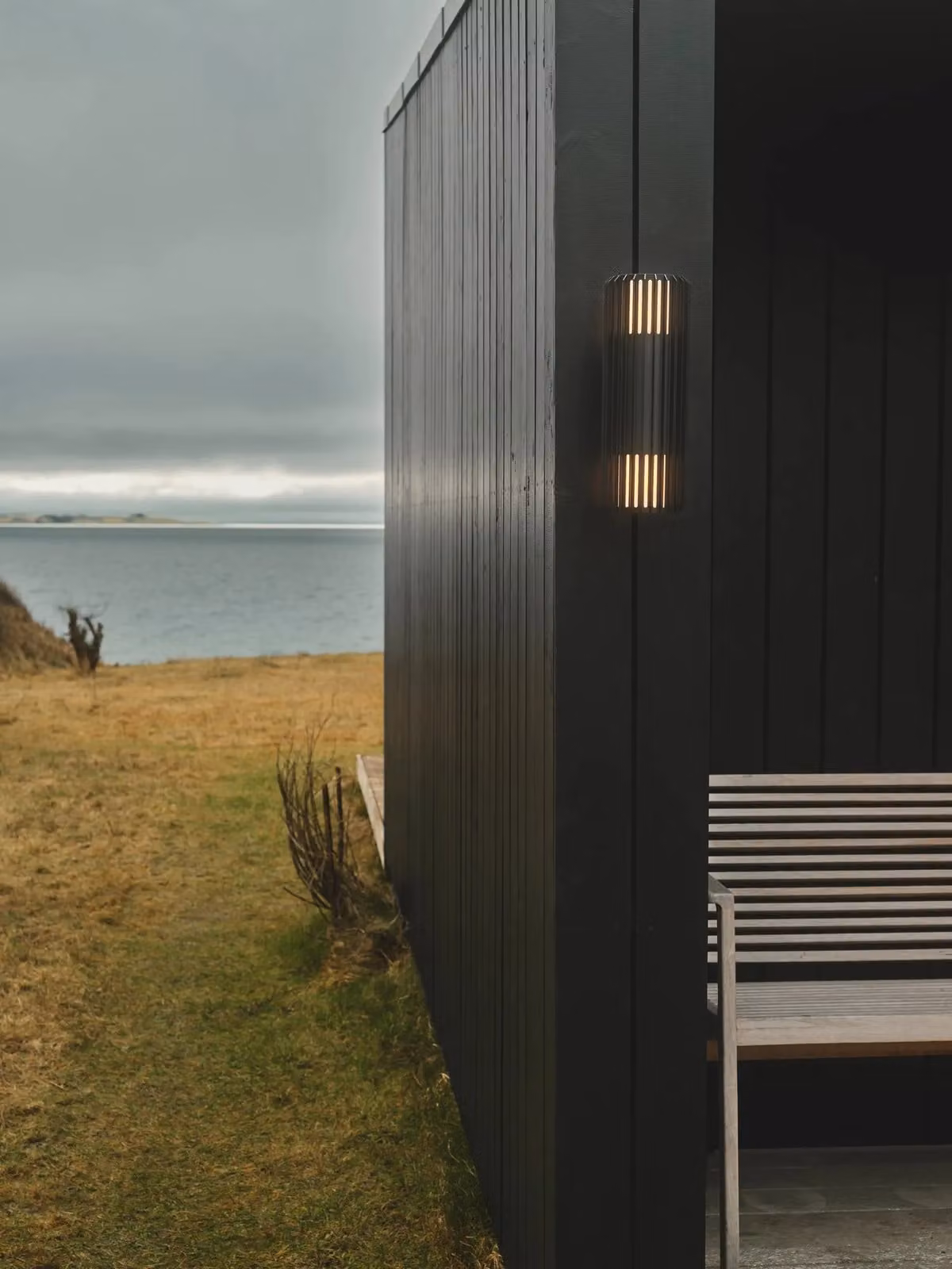 Nordlux Aludra Black Metal Outdoor Wall Light with Up and Down Lighting, E27, IP54, H: 33.7 cm, W: 12.4 cm, D: 17.4 cm – 3