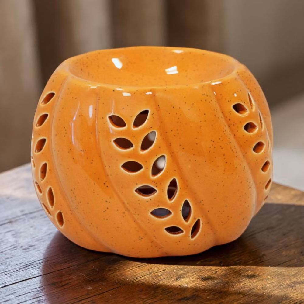 Four Candle Orange Ceramic Pumpkin Wax Burner with Leaf Detail H 14.0 cm, W 9.0 cm, D 1.0 cm – 2