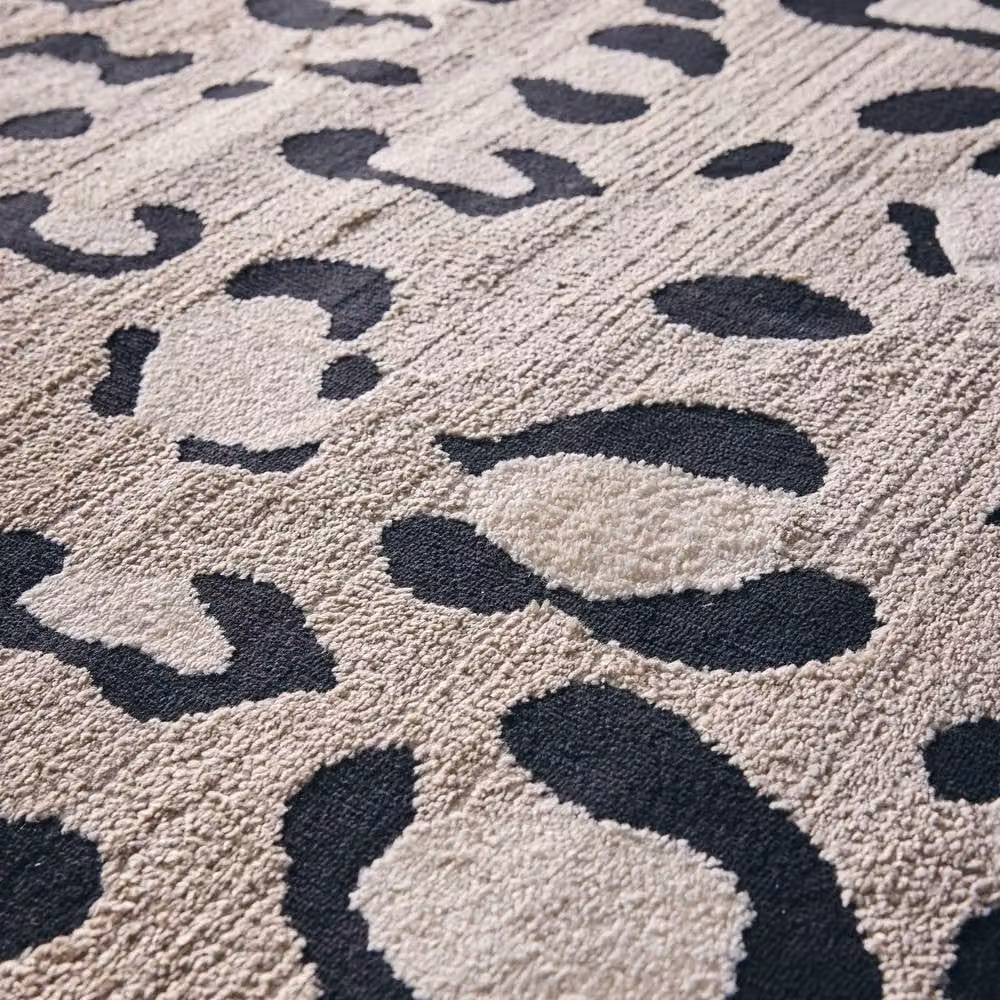 sweeek Beige Leopard Pattern Indoor Rug, W: 200 cm, D: 290 cm – 3
