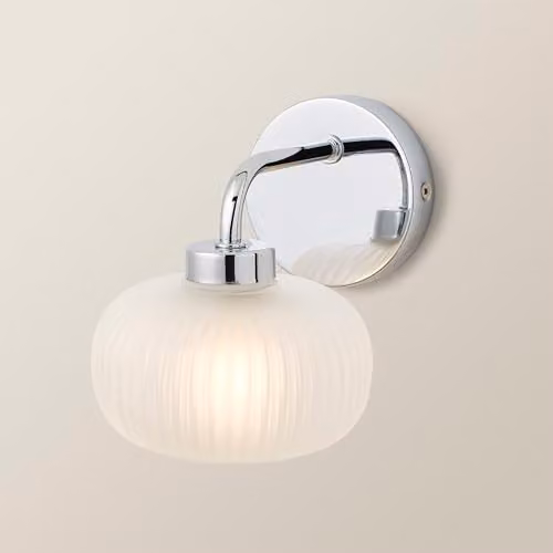 ValueLights Chrome and Glass IP44 Rated Wall Light in Silver