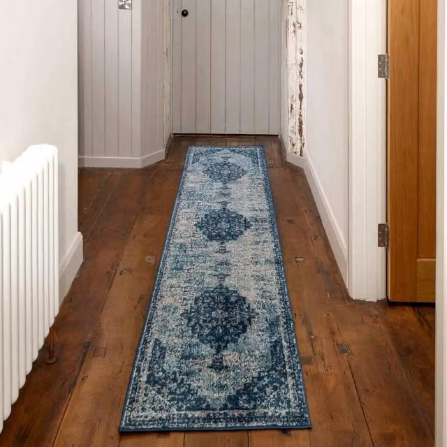 The Rug House Traditional Medallion Living Area Rug in Blue, W: 240 cm, D: 60 cm