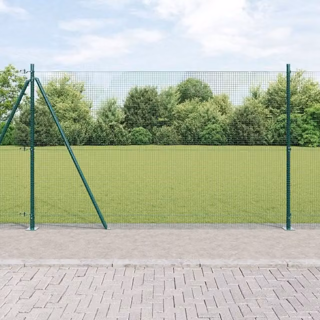 Berkfield Home Green Steel Welded Wire Fence with 7 Flanged Posts, W: 10 m, H: 1.4 m