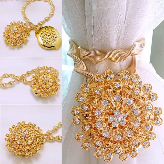 Livingandhome Pack of 2 Luxurious Crystal Magnetic Curtain Tie Backs in Gold