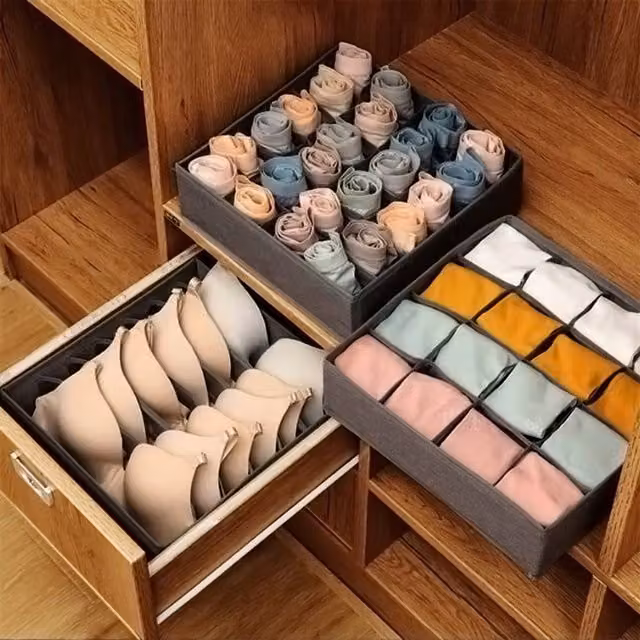 ExtraStar 10 Piece Foldable Non-woven Clothing Organiser Set with Dividers in Grey