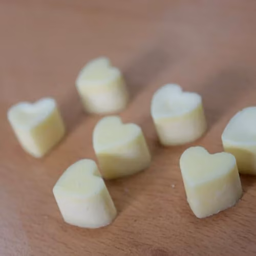 KDMD Nutmeg and Lemon Aroma Wax Melts in Yellow