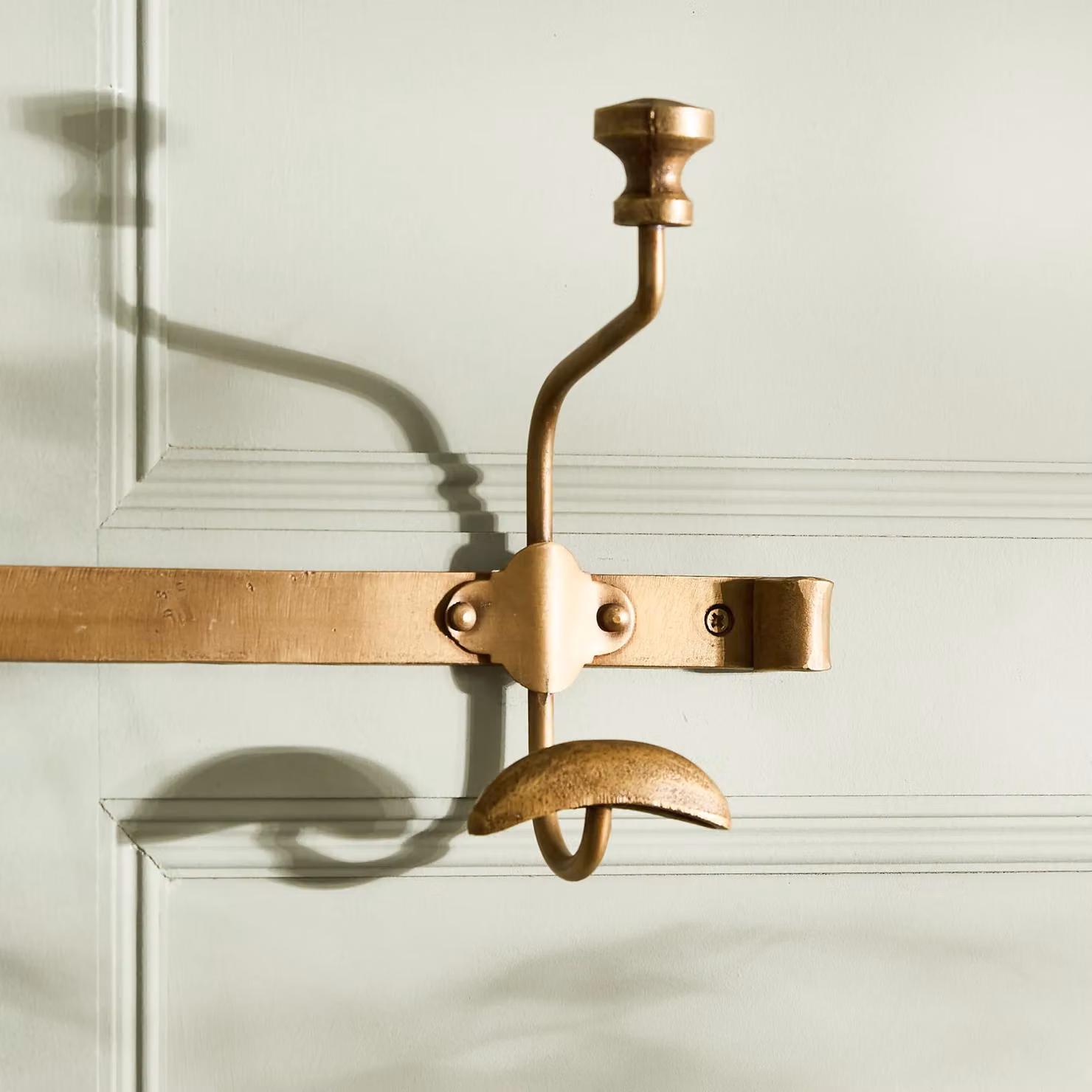 Dibor Duke Vintage Style Metal Wall Mounted Coat Hooks in Matt Gold – 2