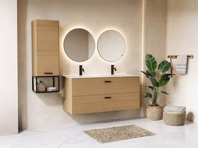Vente-unique Fluted Wall-Hung Bathroom Vanity Unit with Inset Basin and Tall Cabinet in Light Oak