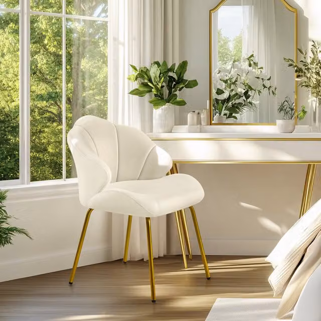 Yaheetech Modern Shell Shaped Accent Chair in Beige Velvet Fabric
