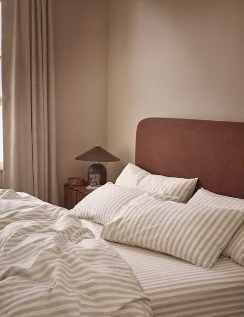 Piglet in Bed Striped Linen and Cotton Blend Duvet Cover in Ivory Mix