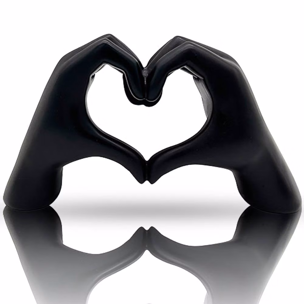 Huhote Modern Resin Heart Hands Love Gesture Sculpture in Black for Home or Office Decor – 4