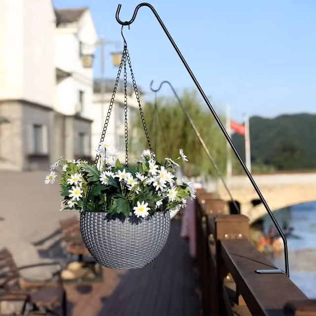 Livingandhome Pack of 3 Grey Plastic Hanging Flower Basket Planters