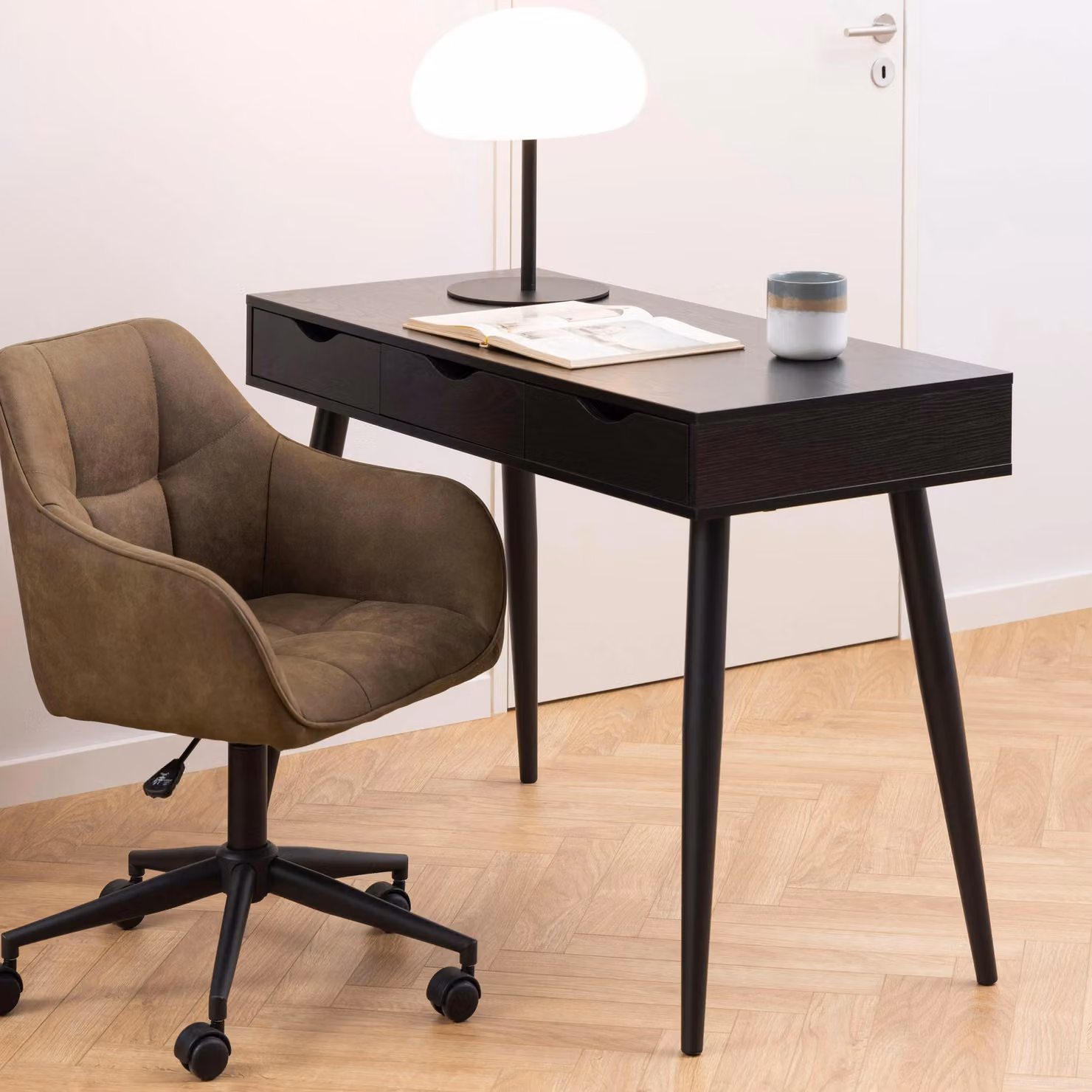 Furniture To Go Neptun Modern Computer Desk in Black and Light Oak – 3