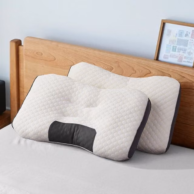Livingandhome 2-Piece Set of White Knitted Sleep Support Pillows, Breathable and Antibacterial for Adults