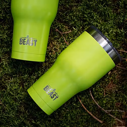 Greens Steel Beast Tumbler in Green, 900 ml Vacuum Insulated Stainless Steel Travel Mug with Lid, Straws and Cleaning Brush – 4