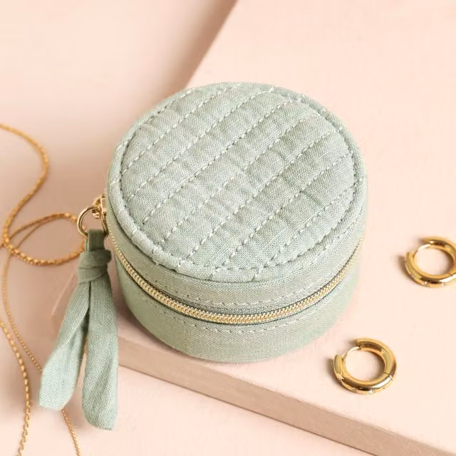 Lisa Angel Women's Quilted Mini Round Fabric Travel Jewellery Case in Mint