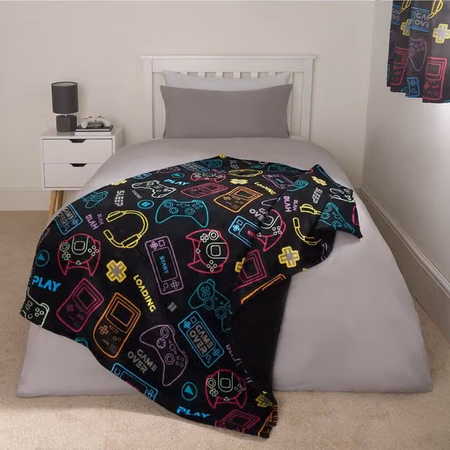 OHS Kids Geometric Sherpa Fleece Throw in Black