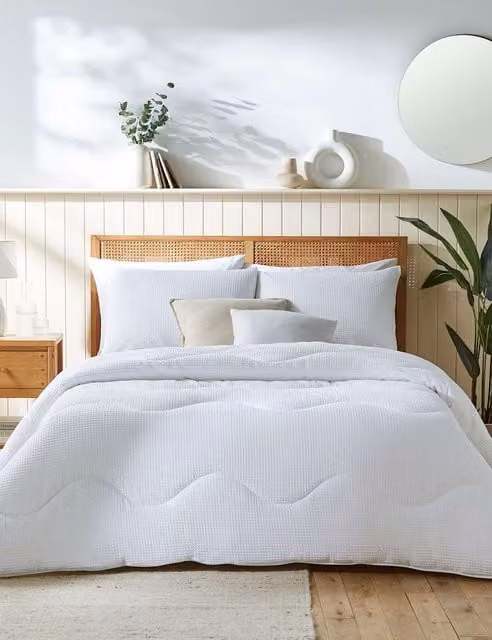 Nightlark 10.5 Tog Pure Cotton Waffle Coverless Duvet in White