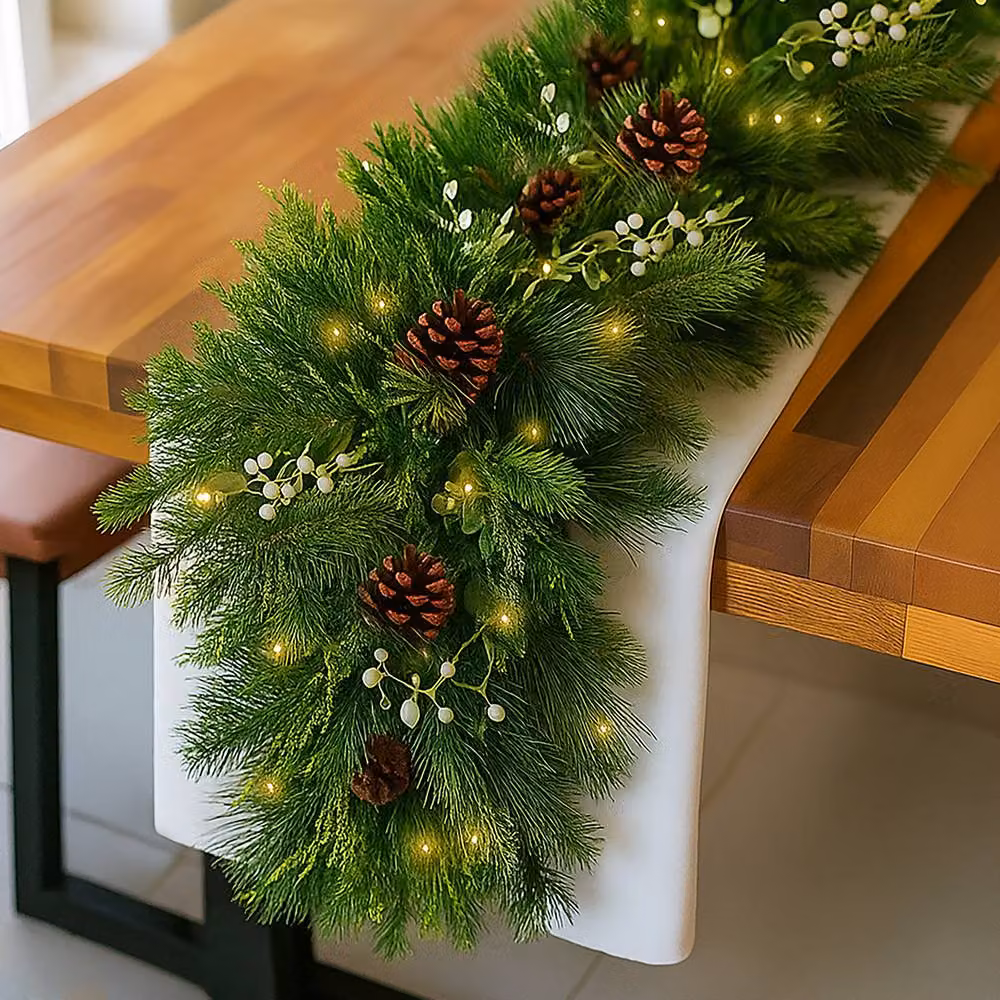 Marco Paul 9ft Pre-Lit Luxury Green Christmas Garland – 4