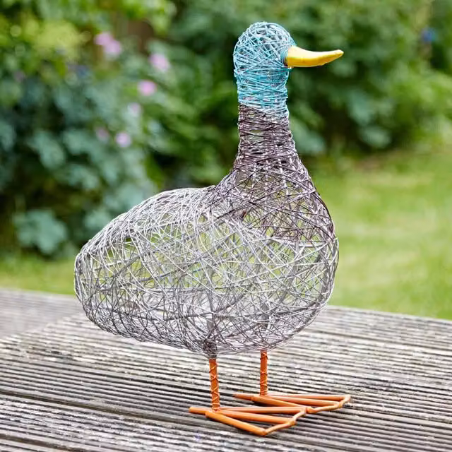 The Fat Duck Paper High Patka Silver Wire Garden Ornament – 1