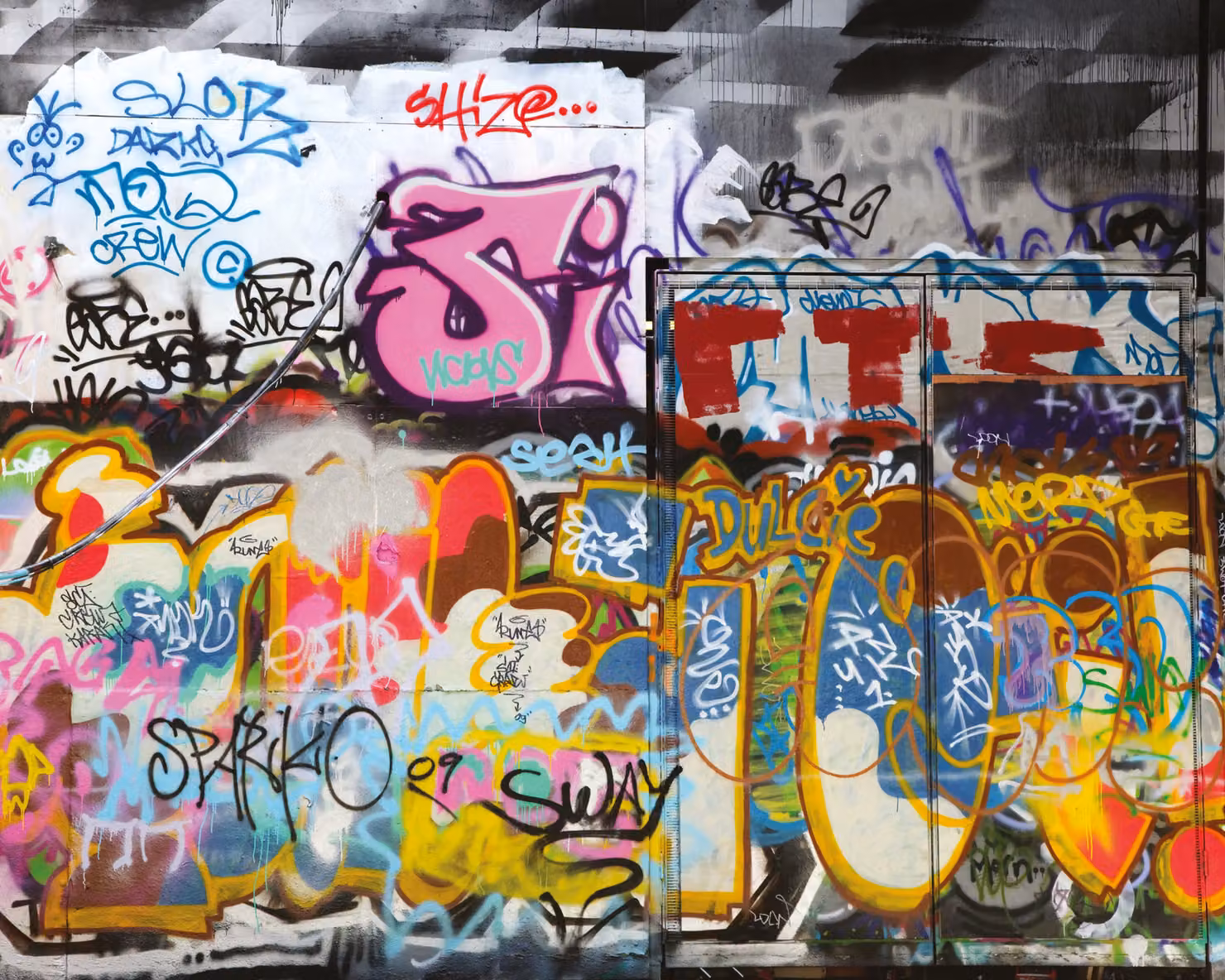 Origin Murals Urban Graffiti Abstract Wall Mural, Multicolour, W: 300 cm, H: 240 cm – 2