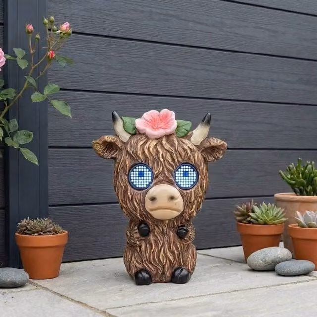 Garden Greatness Solar Floral Highland Cow with Moving Eyes, Multicolour Tabletop Decoration