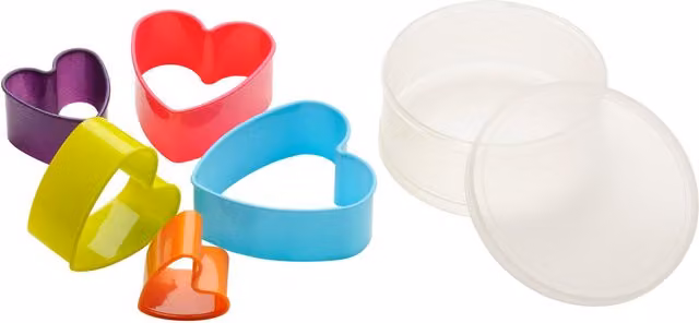 Orsina Heart Shape Cookie Cutter Set, 5 Piece Multicolour Plastic Cutters