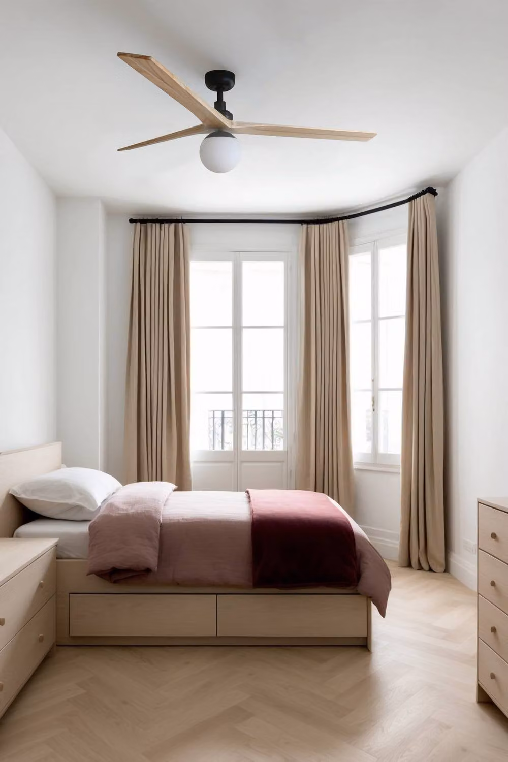 Faro Lab Klim Large Smart Ceiling Fan in Black with Wood Blades and E27 Light Fitting – 2