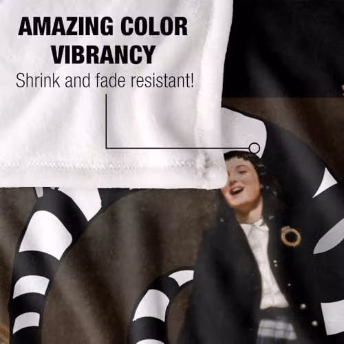 Warner Bros. Beetlejuice Shake Shake Shake Silky Touch Super Soft Fleece Throw Blanket, Multicolour, W/D/H: 91 x 147 cm – 3