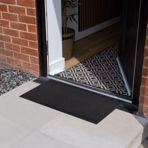 JVL Orion Black Rubber Pin Scraper Doormat, W: 45 cm, L: 75 cm – 2