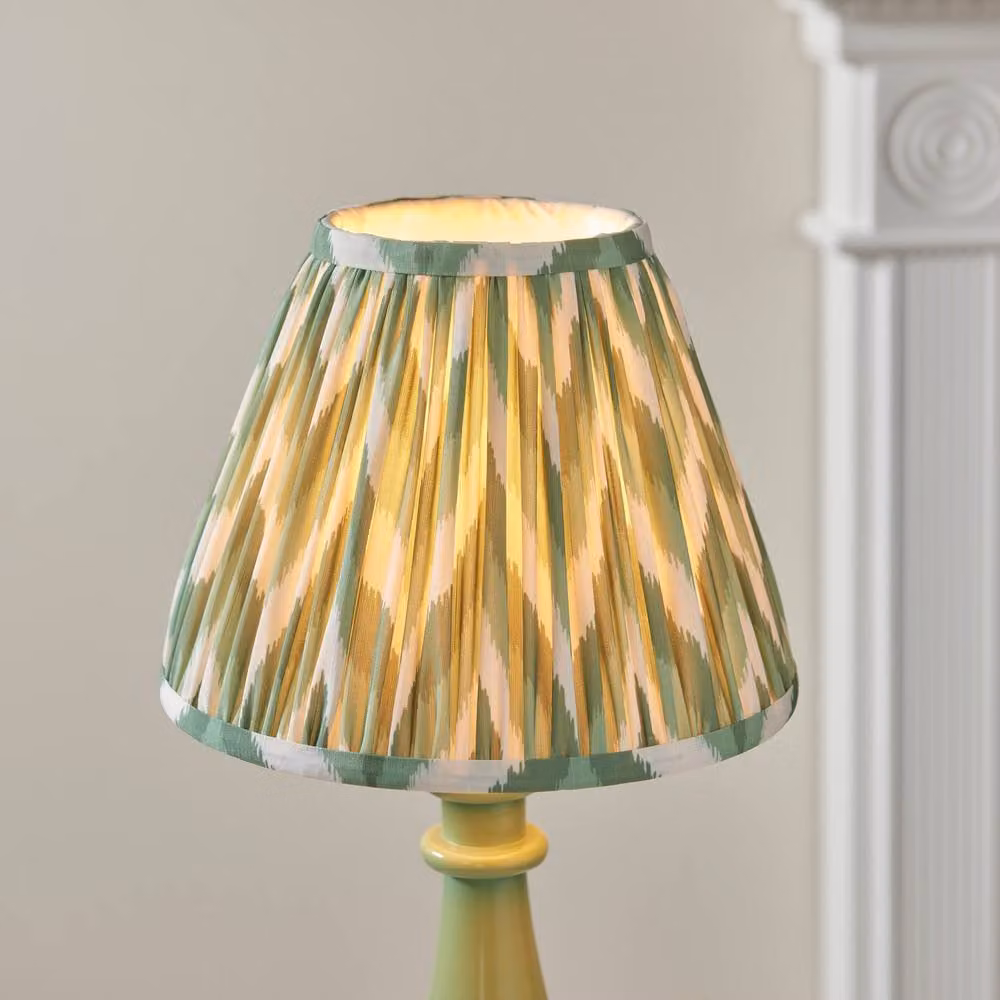 Netlighting Myrtle Green Table Lamp with Green Fabric Zigzag Shade and Gold/Brass Details, 25 cm – 2