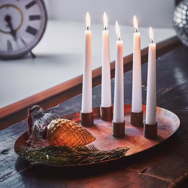 Ivyline Bronze Metal Oval Centrepiece with Magnetic Tealight Holders H3 x W40 x D26 cm – 1