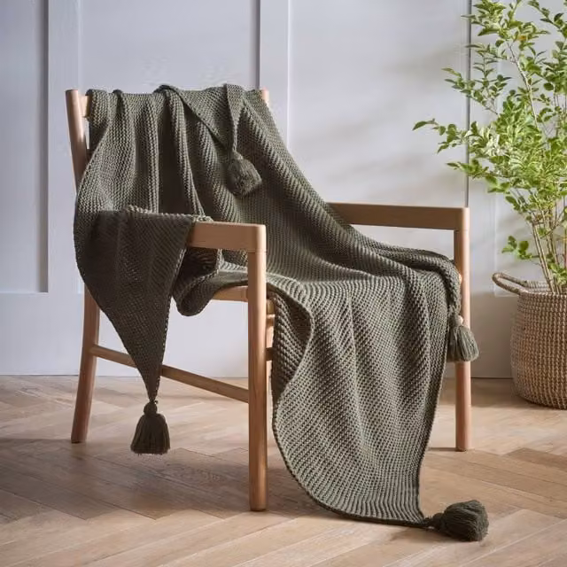 Portfolio Home Copenhagen Knitted Tassels Throw Blanket in Green, W: 127 cm, D: 152 cm