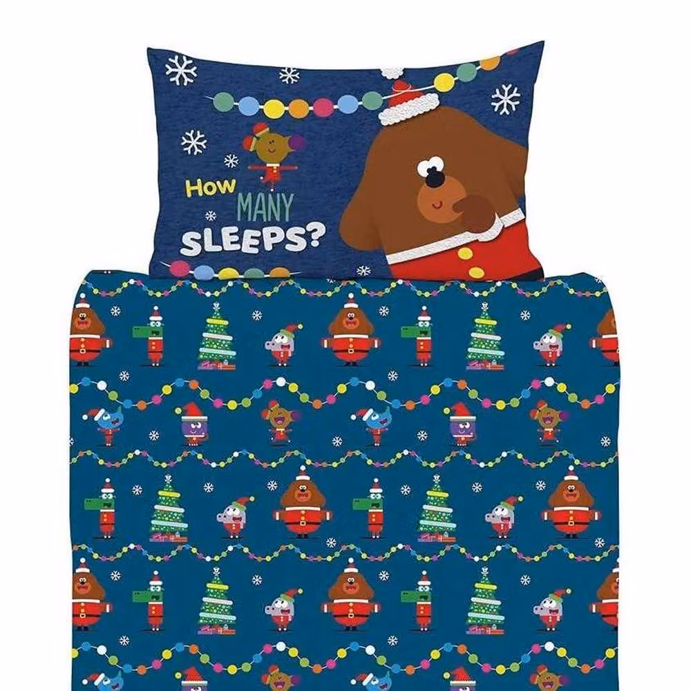 Hey Duggee Reversible Christmas Duvet Set and Pillowcase, Multicolour, Single, 90 x 200 cm – 2