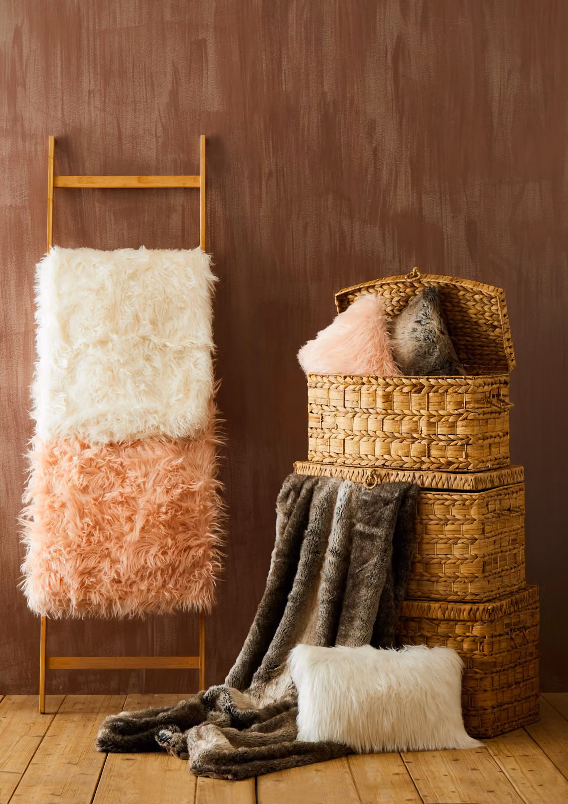 Orsina Bosie Pink Mongolian Faux Fur Square Cushion – 3