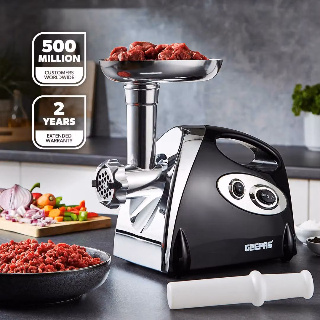 Geepas 1800W Electric Meat Grinder and Sausage Maker in Black – 2