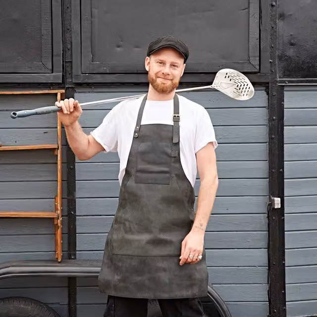 Paper High Buffalo Leather Apron in Black
