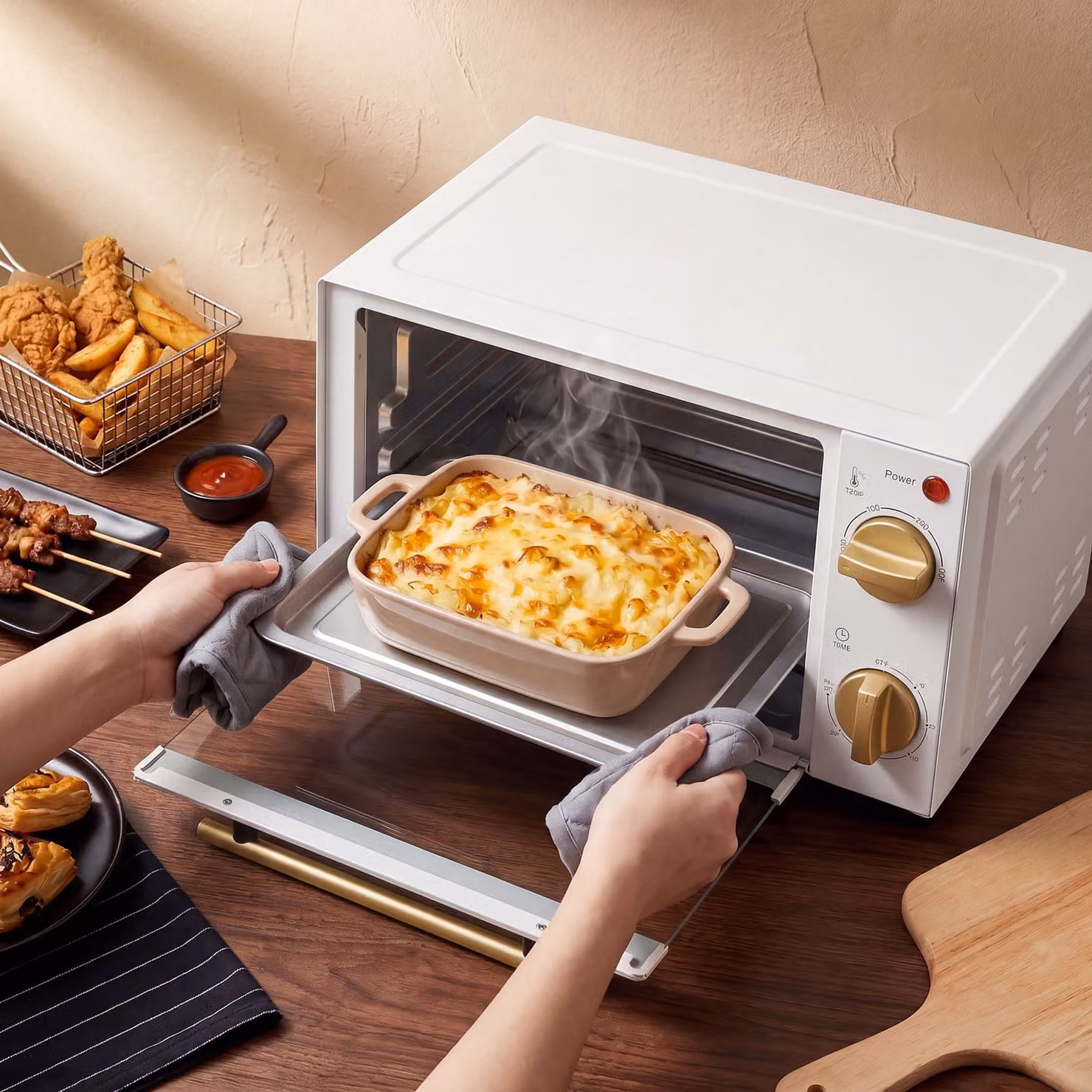 HOMCOM 9L Mini Countertop Electric Grill and Toaster Oven with Adjustable Timer and Auto Shut-off, White – 2