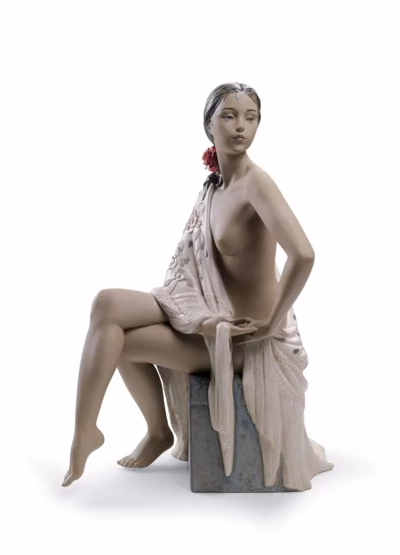 Lladró Nude with Shawl Woman Porcelain Figurine in Beige