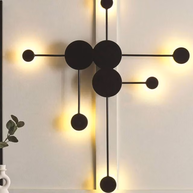 Wyld and Coco Six-Point LED Wall Lamp in Matte Black Metal – 1